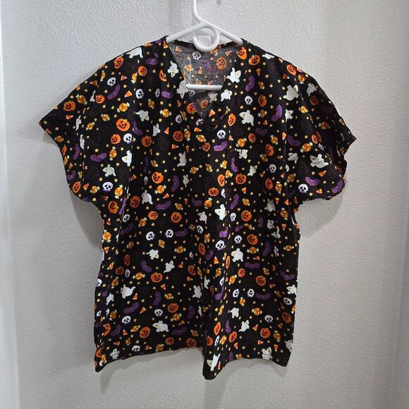 SCRUBS Halloween scrub top pumpkins ghost size medium - Picture 1 of 3